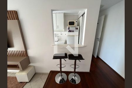 Sala de apartamento à venda com 2 quartos, 58m² em Alto de Pinheiros, São Paulo