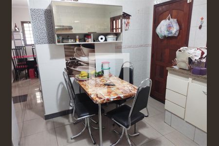 Casa à venda com 3 quartos, 180m² em Vila Maringa, Jundiaí