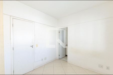 Suite  de apartamento à venda com 2 quartos, 70m² em Santa Rosa, Niterói