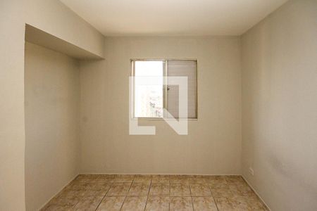 Quarto de apartamento para alugar com 2 quartos, 52m² em Vila Antonieta, São Paulo