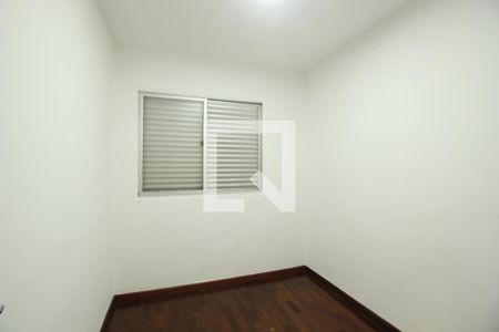 Quarto  de apartamento à venda com 3 quartos, 68m² em Buritis, Belo Horizonte