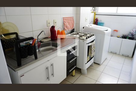 Cozinha de apartamento para alugar com 2 quartos, 42m² em Anil, Rio de Janeiro