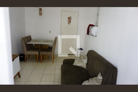 Sala de apartamento para alugar com 2 quartos, 42m² em Anil, Rio de Janeiro