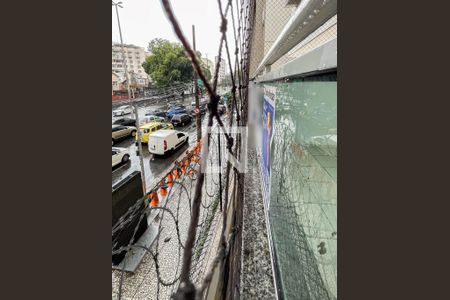 Plaquinha de apartamento à venda com 2 quartos, 76m² em Tijuca, Rio de Janeiro