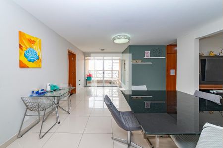 Sala de apartamento para alugar com 3 quartos, 105m² em Buritis, Belo Horizonte