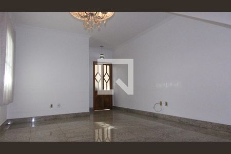 Sala de casa à venda com 3 quartos, 141m² em Quinta da Paineira, São Paulo