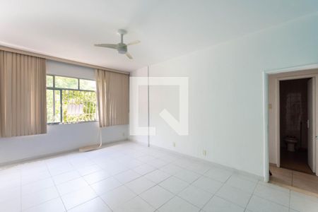 Apartamento à venda com 94m², 2 quartos e 1 vagaSala