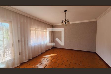 Sala de casa à venda com 2 quartos, 250m² em Jardim Sao Vicente, Jundiaí