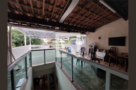 Casa à venda com 3 quartos, 257m² em Centro, Diadema