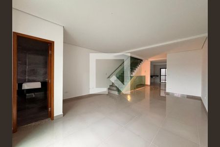 Sala de casa à venda com 3 quartos, 200m² em Parque das Nações, Santo André