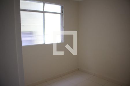 Quarto 2 de apartamento à venda com 2 quartos, 45m² em Monte Castelo, Contagem