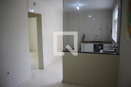 Sala de apartamento à venda com 2 quartos, 45m² em Monte Castelo, Contagem