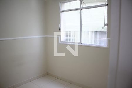 Quarto 1 de apartamento à venda com 2 quartos, 45m² em Monte Castelo, Contagem