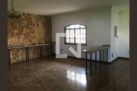 Casa à venda com 3 quartos, 471m² em Santa Maria, São Caetano do Sul