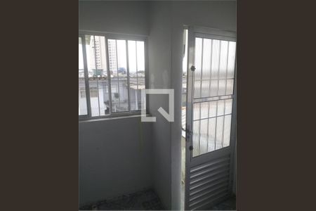 Casa à venda com 3 quartos, 179m² em Km 18, Osasco