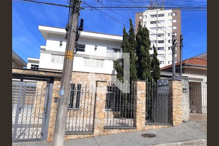 Casa à venda com 3 quartos, 221m² em Piqueri, São Paulo