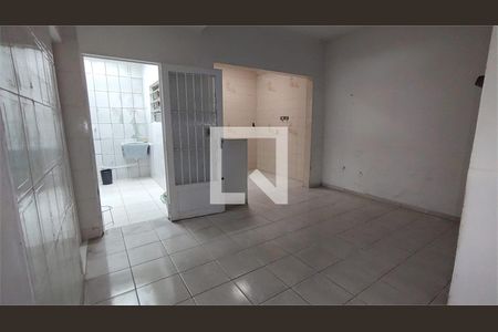 Casa à venda com 2 quartos, 160m² em Chácara Santo Antônio (Zona Sul), São Paulo