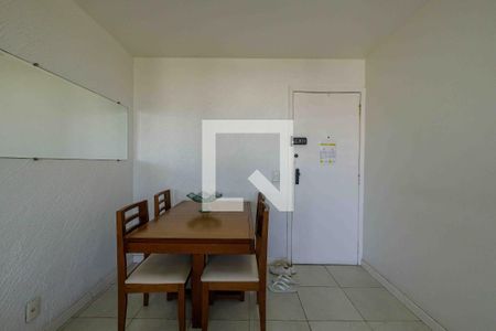 Sala de apartamento para alugar com 1 quarto, 63m² em Recreio dos Bandeirantes, Rio de Janeiro