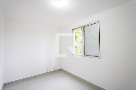 Quarto 2 de apartamento à venda com 2 quartos, 50m² em Parque São Vicente, Santo André