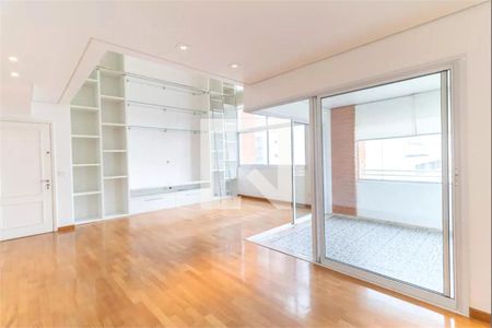 Apartamento à venda com 3 quartos, 157m² em Cerqueira César, São Paulo