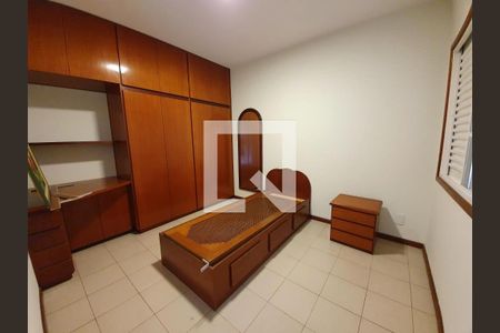 Casa à venda com 3 quartos, 207m² em Vila Sao Jose, Várzea Paulista