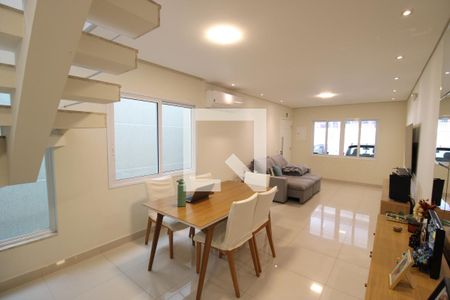 Sala de casa à venda com 4 quartos, 148m² em Água Fria, São Paulo