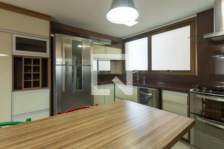 Cozinha de apartamento para alugar com 3 quartos, 181m² em Boa Vista, Porto Alegre