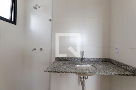 Banheiro de apartamento à venda com 1 quarto, 49m² em Ingá, Niterói