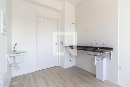 Sala/Cozinha de apartamento à venda com 1 quarto, 24m² em Pinheiros, São Paulo