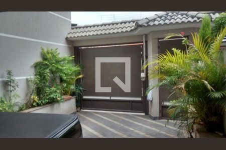 Casa à venda com 3 quartos, 200m² em Jardim Las Vegas, Guarulhos