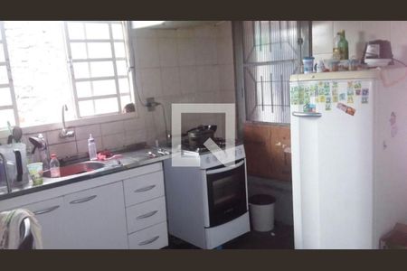 Casa à venda com 2 quartos, 80m² em Jardim Sonia, São Paulo