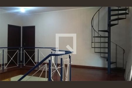 Casa à venda com 6 quartos, 482m² em Bussocaba, Osasco