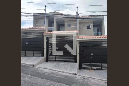 Casa à venda com 3 quartos, 65m² em Vila Nivi, São Paulo