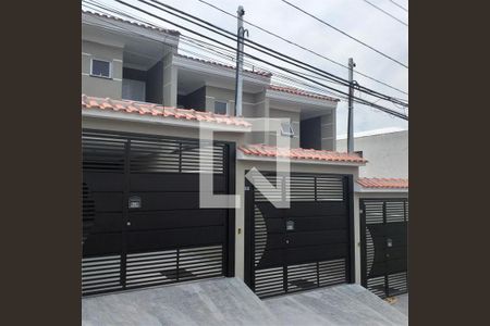 Casa à venda com 3 quartos, 65m² em Vila Nivi, São Paulo