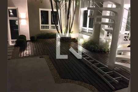 Casa à venda com 5 quartos, 650m² em Alphaville, Santana de Parnaíba