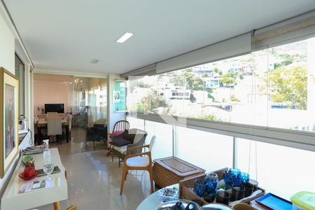 Sala de apartamento à venda com 4 quartos, 165m² em Sion, Belo Horizonte