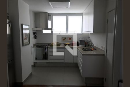 Apartamento à venda com 2 quartos, 115m² em Itaim Bibi, São Paulo