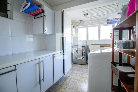 Apartamento à venda com 4 quartos, 198m² em Campo Belo, São Paulo