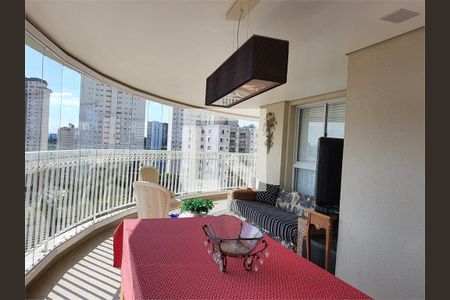 Apartamento à venda com 4 quartos, 243m² em Vila Sofia, São Paulo