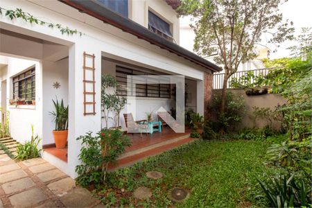 Casa à venda com 3 quartos, 230m² em Santo Amaro, São Paulo