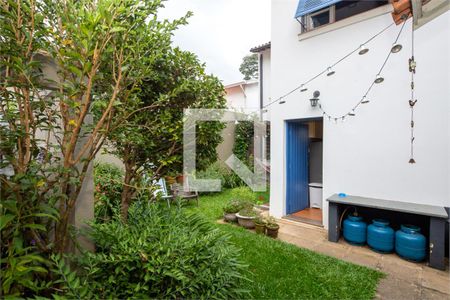 Casa à venda com 3 quartos, 230m² em Santo Amaro, São Paulo