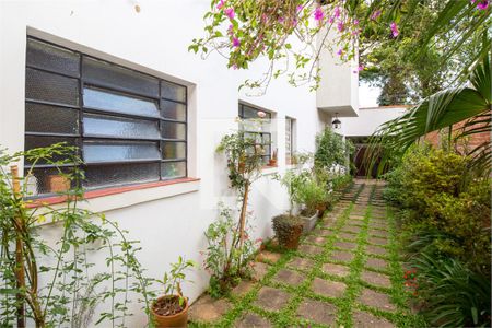 Casa à venda com 3 quartos, 230m² em Santo Amaro, São Paulo