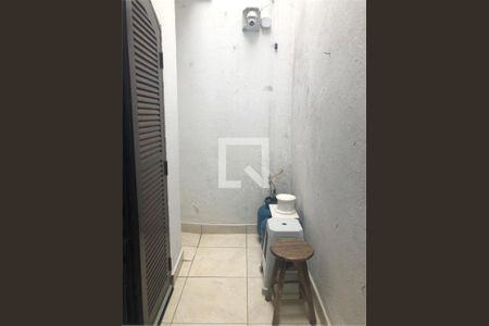 Casa à venda com 3 quartos, 80m² em Vila Liviero, São Paulo