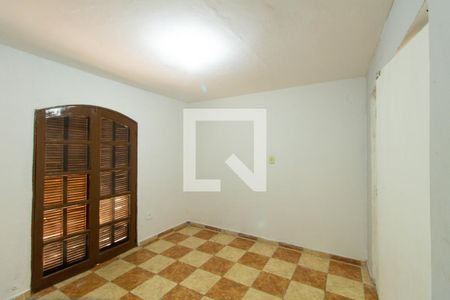 Quarto 1 de casa à venda com 5 quartos, 250m² em Vila Darli, São Paulo