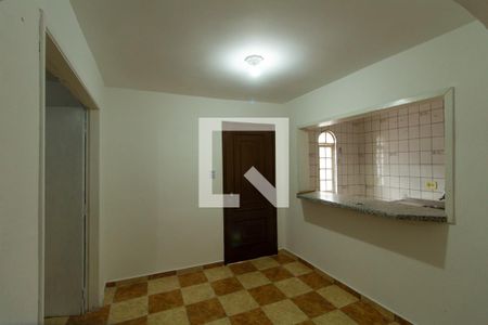 Sala de casa à venda com 5 quartos, 250m² em Vila Darli, São Paulo