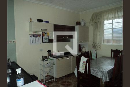 Casa à venda com 3 quartos, 180m² em Km 18, Osasco