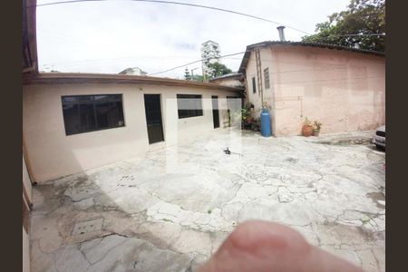 Casa à venda com 3 quartos, 229m² em Vila Ipojuca, São Paulo