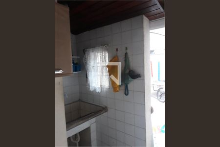 Casa à venda com 3 quartos, 260m² em Utinga, Santo André