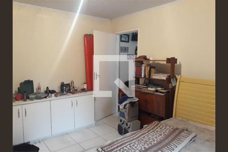 Casa à venda com 3 quartos, 260m² em Utinga, Santo André