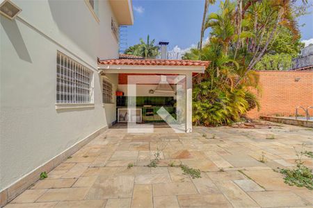 Casa à venda com 4 quartos, 315m² em Campo Belo, São Paulo